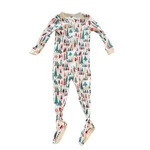 NWOT Tea Collection Footed, Zip-Up Footed Pajama in Holiday Tree Print (12-18m)